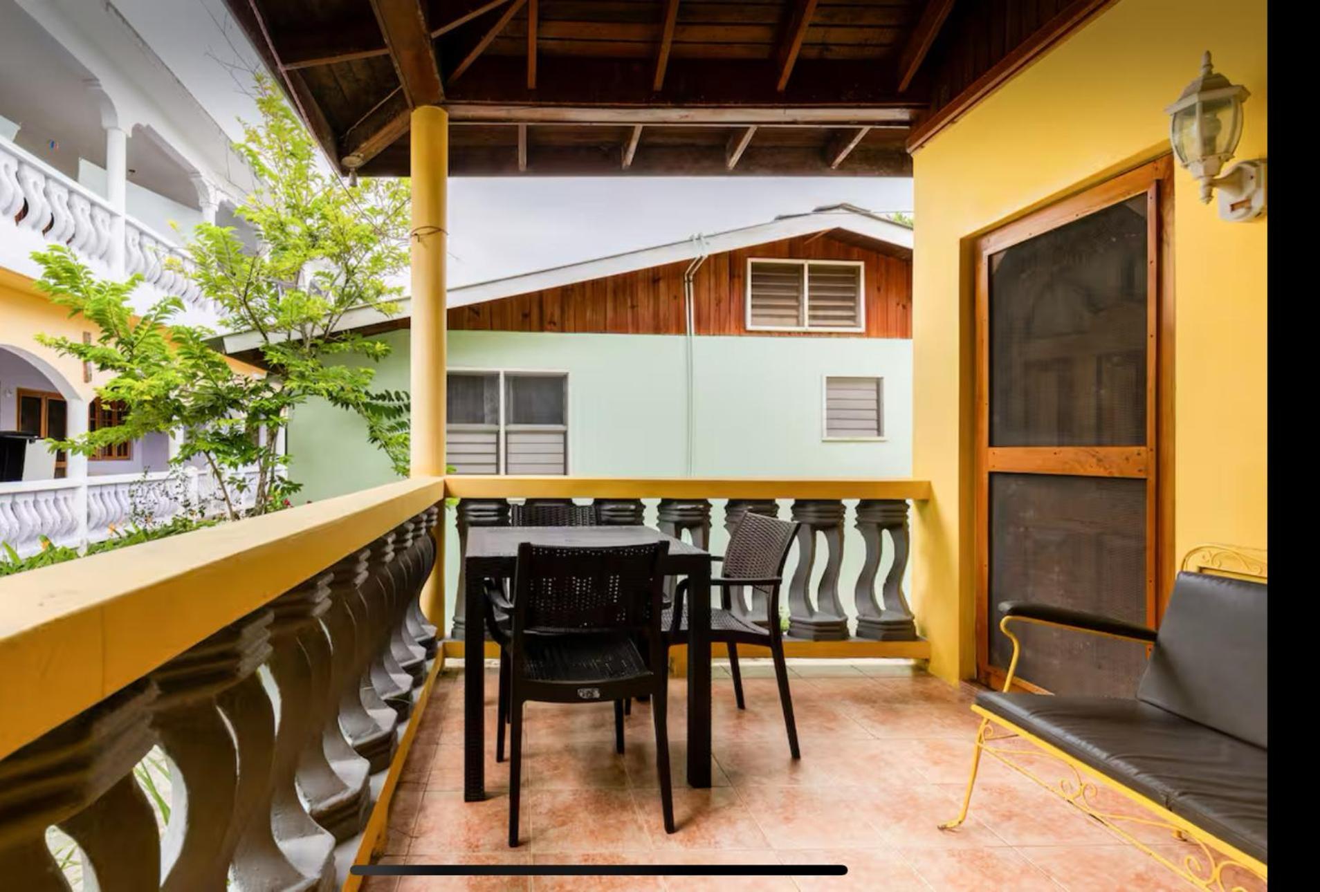R&V Villa Negril Exterior foto