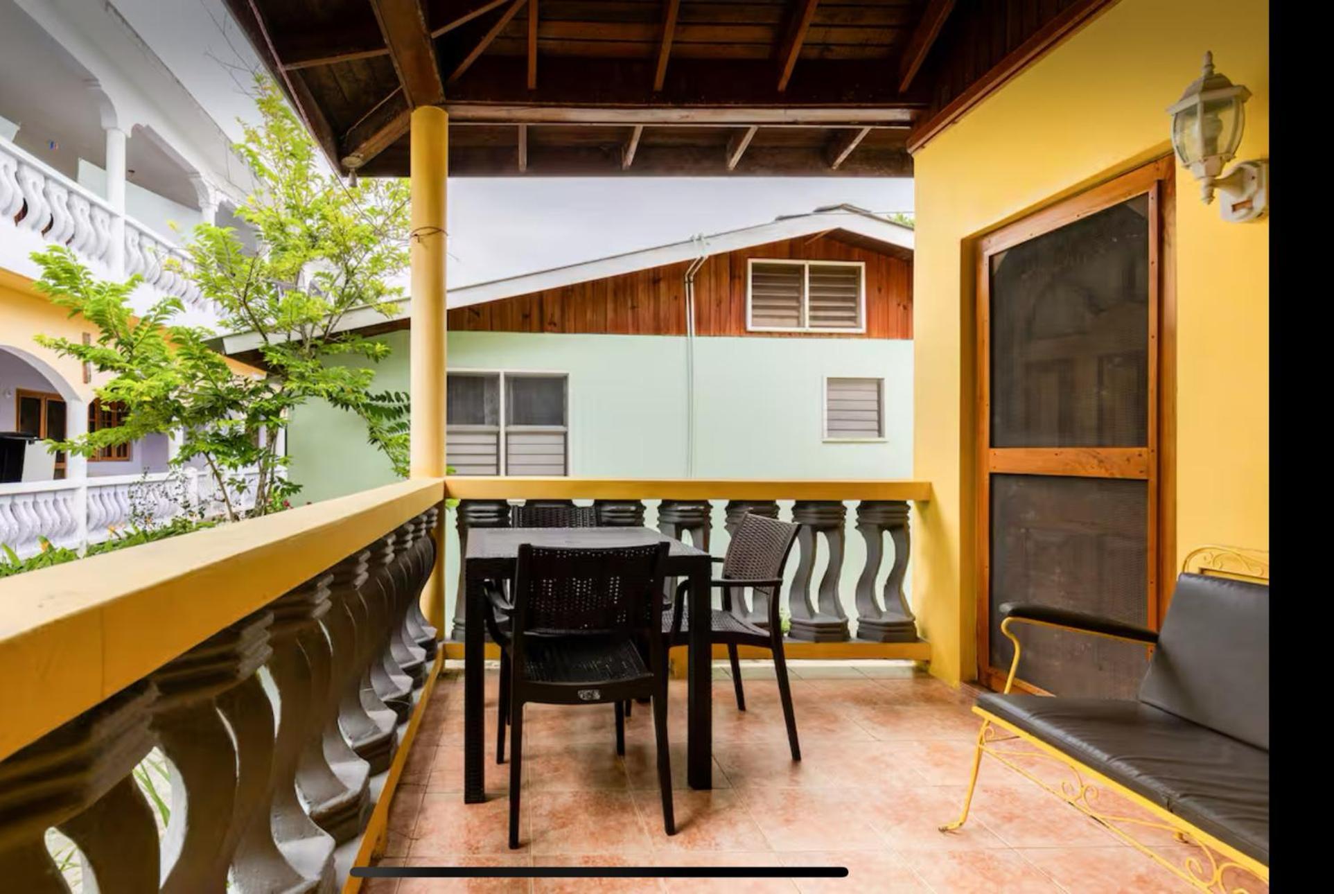 R&V Villa Negril Exterior foto